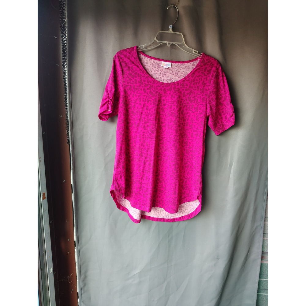 LuLaRoe Classic T Magenta Pink Animal Print High Low Short Sleeve Top Small